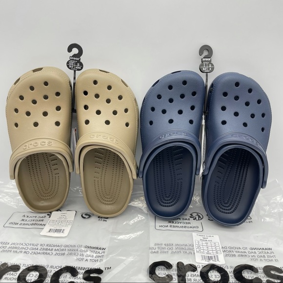 NWT Crocs Women's and Kids' Classic Clog Navy Women's 5, 6, 7, 8 Kids 3, 4, 5, 6 - Picture 5 of 5